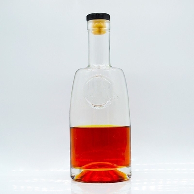 Bouteilles de whisky alcoolisé sur mesure et bouteilles de vodka en liège avec cylindre de silex supplémentaire