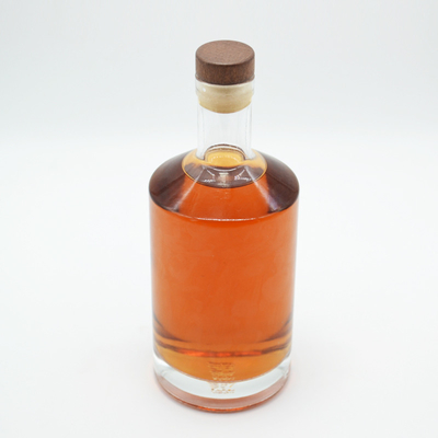 500 ml 750 ml Bouteille en verre transparent de forme personnalisée pour le whisky Brandy Tequila Gin Vodka
