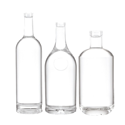 Bouteille d'alcool en verre de luxe de 500 ml avec une capacité de 200 ml / 300 ml / 700 ml / 750 ml