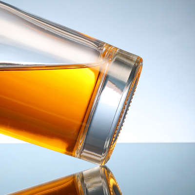 Bouteille en verre de 500 ml pour vodka et alcool OEM Bienvenue