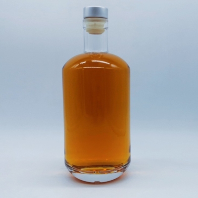 Des bouteilles de rhum 500ml, 700ml et 750ml avec un savoir-faire exquis.