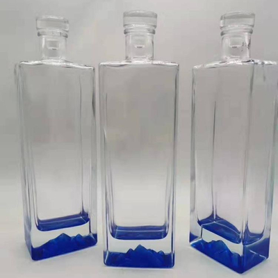 Conception personnalisée 500 ml 750 ml Bouteille de vodka en verre carré avec bouchon