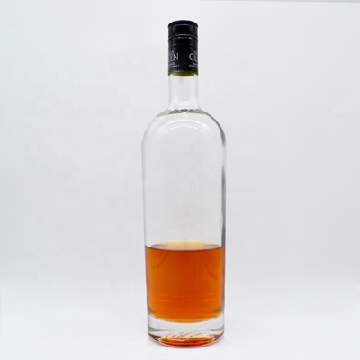 Bouteille en verre personnalisée de 500 ml de 700 ml de 750 ml pour les liqueurs Whisky Rum Gin