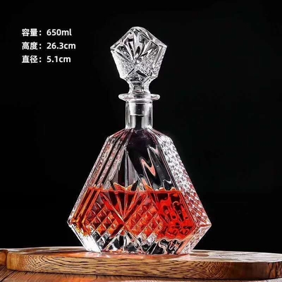 Décanteur de vin en verre blanc cristallin de 500 ml/650 ml/700 ml/800 ml pour la vodka brandy de qualité supérieure