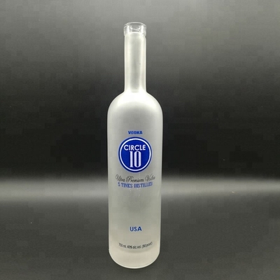 Bouteilles en verre transparent de 750 ml personnalisées pour l'étanchéité à l'alcool Type de liège Décal de manutention de surface