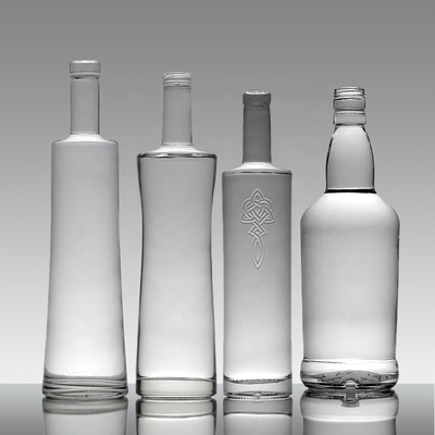 750 ml bouteilles en verre Acceptable OEM/ODM pour les étiquettes métalliques Rom Whiskey Vodka