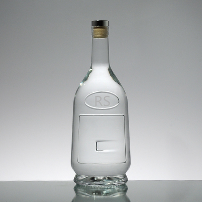 Bouteilles en verre transparent glacé avec capuchon à vis pour le vin et le cognac peintes en couleur OEM