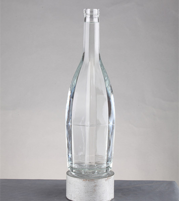 Boissons industrielles 250 ml 500 ml 750 ml Bouteille de whisky plat en verre avec bouchon à vis