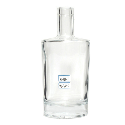 Bouteilles en verre personnalisées de 500 ml/700 ml/750 ml pour l'huile Whisky Gin Liquor Vodka Emballage