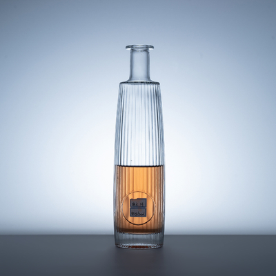 Matériau de la carrosserie Super Flint Glass Brandy XO Mini Bouteilles de champagne avec feuille d'érable