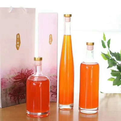 Huile d'olive blanche Tequila Whiskey Alcool Bouteille de vodka en forme de V avec bouchon à vis