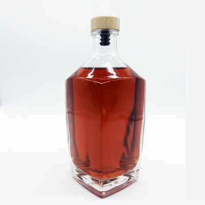 Boissons industrielles haut de gamme Carré sculpté Liquor Tequila Boston Bouteille en verre avec couvercle