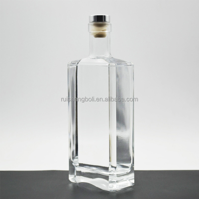 Bouteille en verre transparent pour l' huile d' olive 750 ml 500 ml Vodka Liquor Gin Recyclable