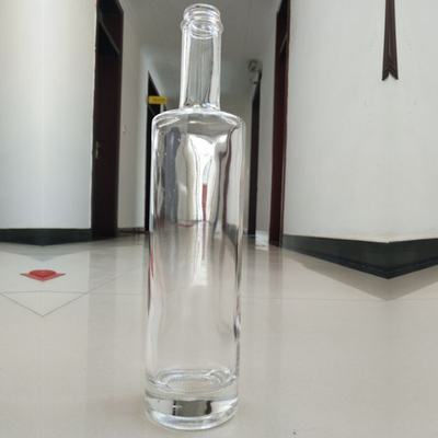 Collier en verre Super Flint Ronde 700 ml Bouteille de gin claire pour les amateurs de vodka