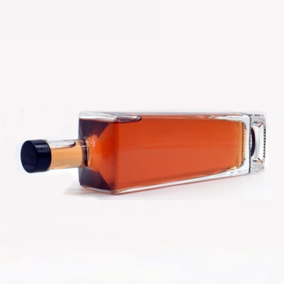 Whisky Vodka Liquor 750 ml Bouteille de verre carré vide avec du matériau de verre Super Flint