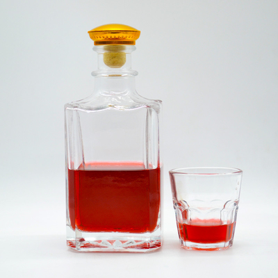 750 ml de cognac whisky gin bouteille en verre avec le matériau Super Flint et personnaliser le design