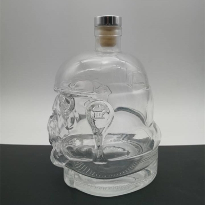 La surface décalée est utilisée pour la manipulation de la bouteille en verre de 750 ml pour les liqueurs de whisky Gin Vodka