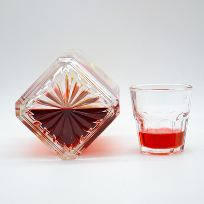 750 ml de cognac whisky gin bouteille en verre avec le matériau Super Flint et personnaliser le design