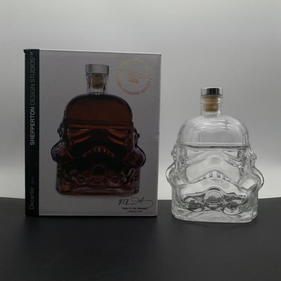 La surface décalée est utilisée pour la manipulation de la bouteille en verre de 750 ml pour les liqueurs de whisky Gin Vodka
