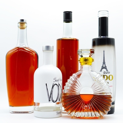 Bouteille en verre personnalisée de 1000 ml de 750 ml de 700 ml de 500 ml pour les boissons alcoolisées Vodka Gin Whiskey Norme CE