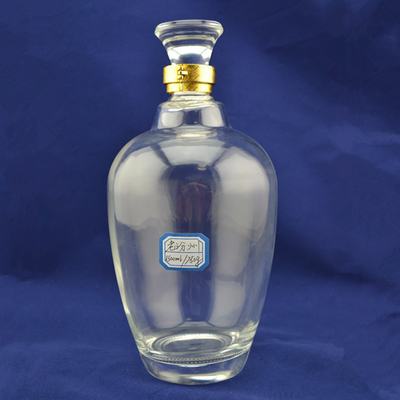 OEM Bouteille de boissons gazeuses en verre transparent 300 ml 500 ml 750 ml avec processus de gel profond