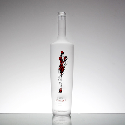 Assurance du commerce Matériau en verre à haute résine 750 ml Bouteille de vodka claire pour un grand événement