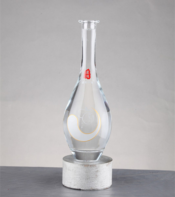 Bouteilles vides 750 ml Bouteille de spiritueux et de liqueur avec sceau de liège Expédition vers le marché mondial