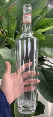 Forme personnalisée Gravure à l'intérieur Bouteille claire de 200 ml 375 ml pour vodka tequila rhum