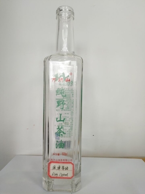 Bouteille de verre vide transparente de 750 ml de vodka et de liqueur avec type d'étanchéité liège/vis/guala
