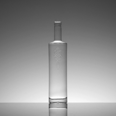 Bouteille de jus en verre de cristal personnalisée en provenance d'Italie avec type d'étanchéité en liège
