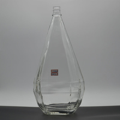 Bouteille en verre à étiquetage à chaud pour le vin en forme de goutte d'eau