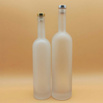 Vodka électronique personnalisée hautement OEM/ODM 750 ml bouteille en verre de whisky avec bouchon à vis