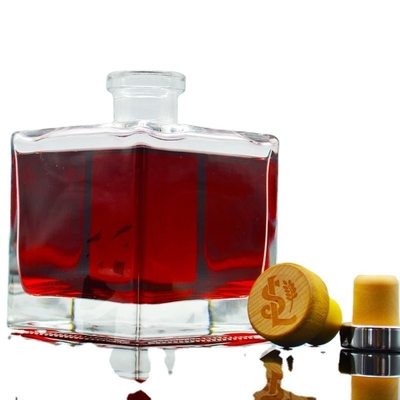 Bouteille en verre carré de 500 ml pour boissons alcoolisées Brandy Whiskey Vodka Gin Rum Étiquette décimale