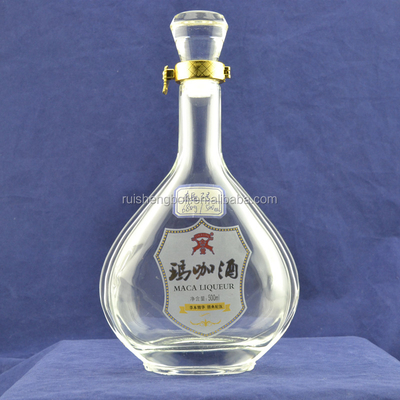 Bouteille de vodka en verre transparent fabriquée en Ukraine avec un design glacé au CIF