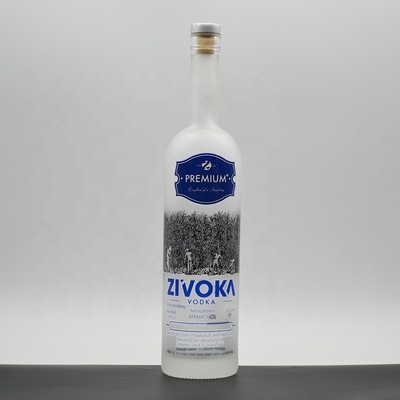 Bouteille en verre de forme unique de 700 ml pour le matériau en verre XO/Brandy Super Flint et le capuchon Crown