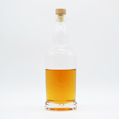 Bouteille en verre de 750 ml de design personnalisé avec une forme unique et un type d'étanchéité Guala