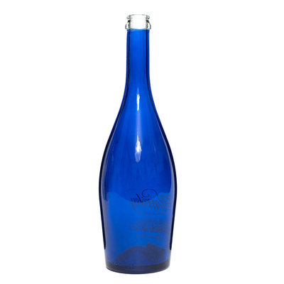 Matériau du collier Super Flint Glass Bouteilles à crâne de 700 ml pour les boissons alcoolisées comme la vodka et le whisky