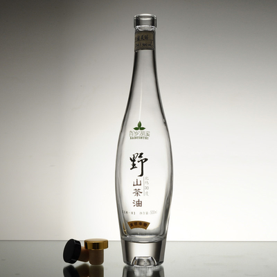 Matériau de verre à haute ciselure 750 ml Bouteille en verre Bouteilles d'huile d'olive claire Type de liège
