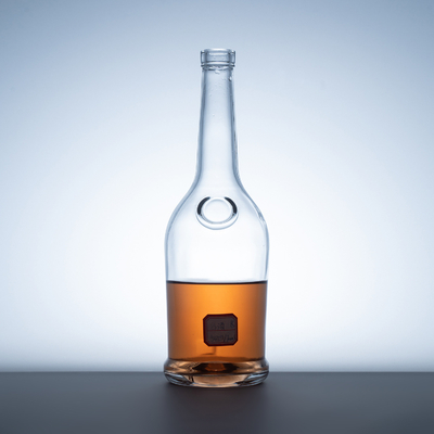 Bouteilles de verre transparentes pour la vodka