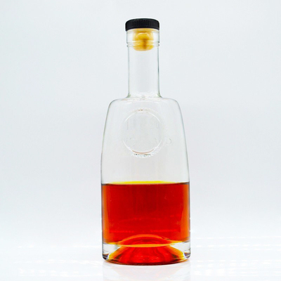 Boissons industrielles 700 ml Bouteille en verre transparent avec liège et matériau en verre Super Flint