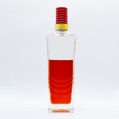 Boissons industrielles 700 ml Bouteille en verre transparent avec liège et matériau en verre Super Flint