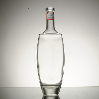 Matériau en verre Super Flint 500 ml 700 ml 750 ml Bouteille de liqueur claire vide à base de rhum pour boissons