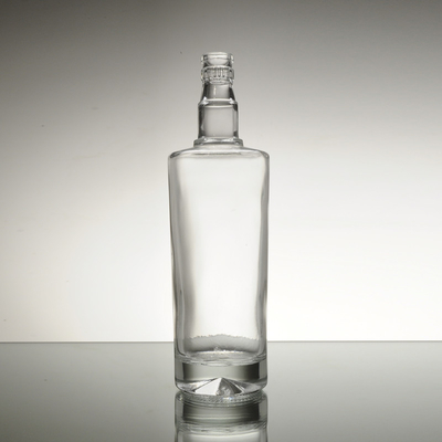 Matériau en verre Super Flint 500 ml 700 ml 750 ml Bouteille de liqueur claire vide à base de rhum pour boissons
