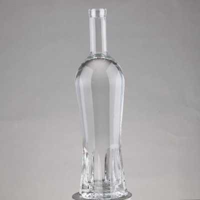 Bouteilles de vodka de 70 cl à 700 ml en verre de super-frit avec base épaisse et type d'étanchéité en liège