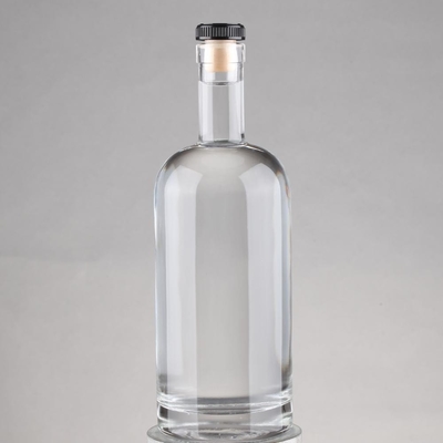 Bouteille à vis de 700 ml Whisky Bouteilles de verre vides claires pour le vin OEM / ODM Bienvenue