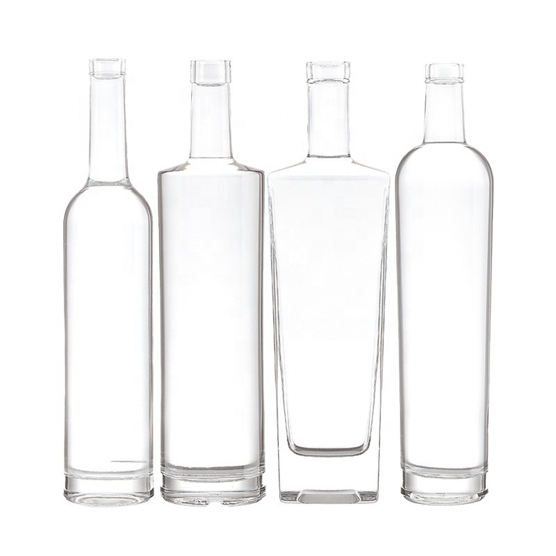Base de matériau en verre Super Flint 700 ml verre clair Whisky Vodka Bouteille de vin pour alcool