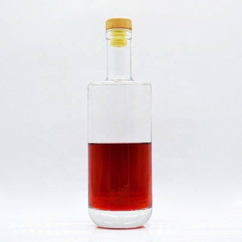 500 ml 750 ml Bouteille en verre transparent de forme personnalisée pour le whisky Brandy Tequila Gin Vodka