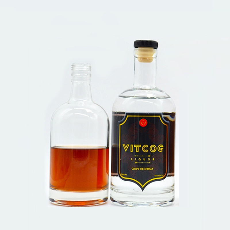 375 ml 500 ml 700 ml 750 ml Bouteilles en verre de différentes tailles pour les boissons alcoolisées