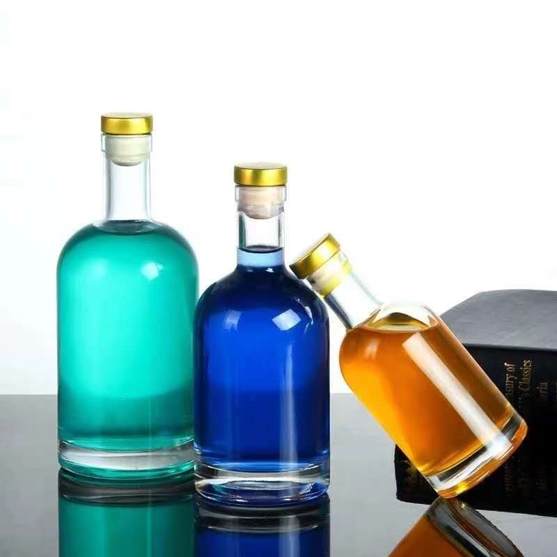 375 ml 500 ml 700 ml 750 ml 1000 ml Bouteilles de verre transparentes et vides pour les spiritueux