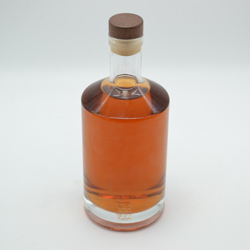 Bouteille de vodka en verre à 750 ml